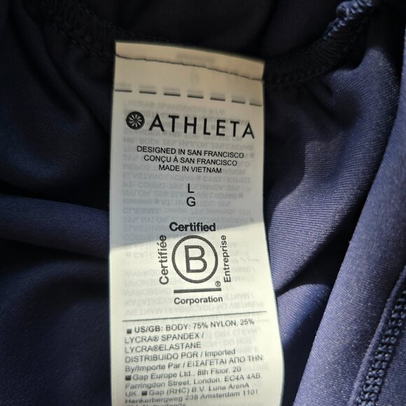 Transcend Half Zip - Picture 8 of 11